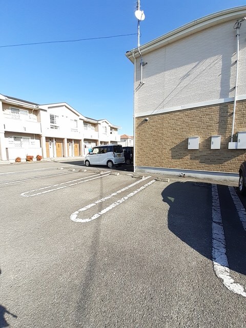 カーサ　エレガンテ　Ｂの物件外観写真