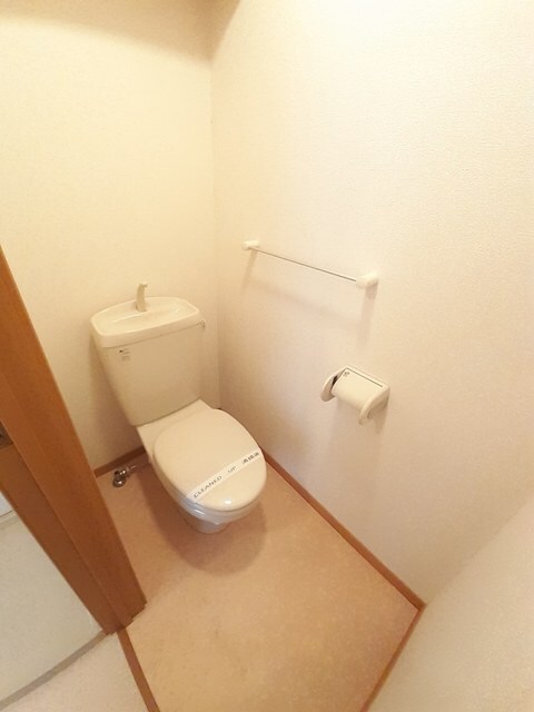 カーサ　エレガンテ　Ｂの物件内観写真