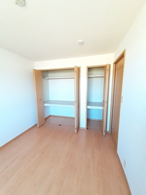 カーサ　エレガンテ　Ｂの物件内観写真