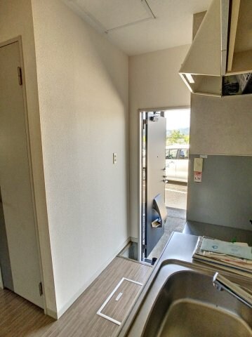 龍馬ハイツ B棟の物件外観写真