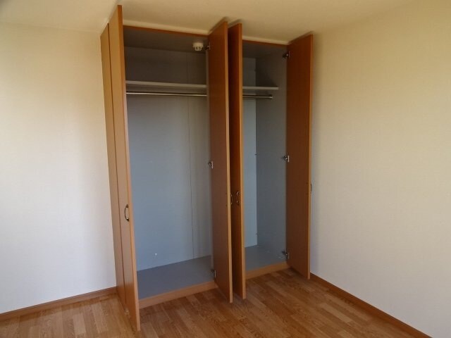 グリーングランデⅠの物件内観写真