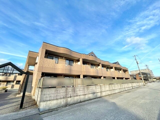 グリーングランデⅠの物件外観写真