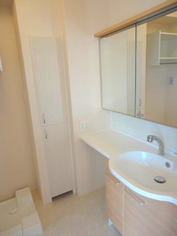 ネオシャトー A棟の物件内観写真