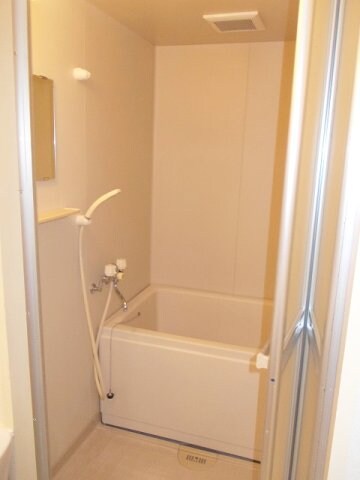 カレントハウスⅡＣの物件内観写真