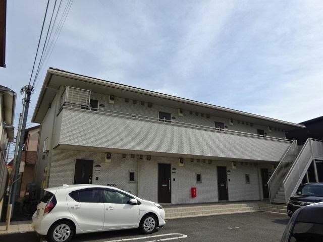 丸萬三番館の物件外観写真