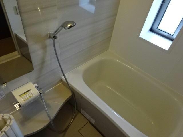 丸萬三番館の物件内観写真