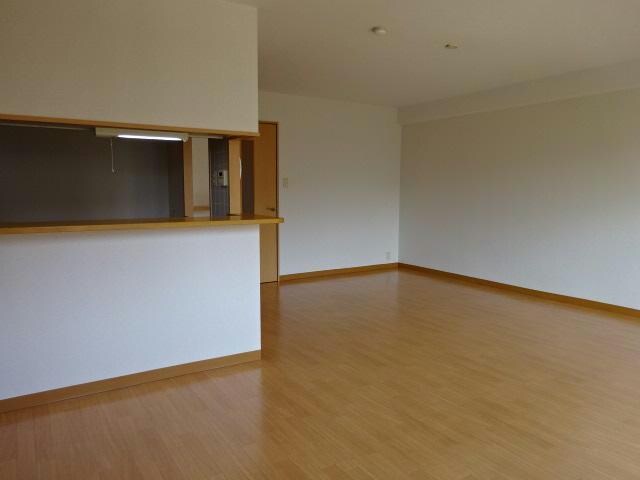 キャッスルコート飾磨の物件内観写真