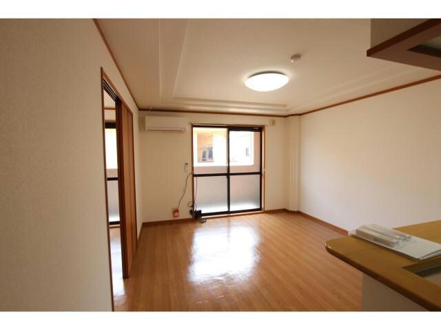 フィールドヴィレッジの物件内観写真