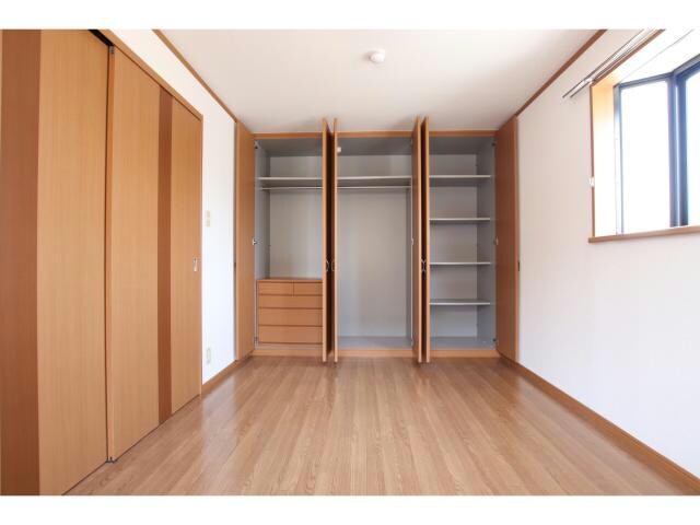 フィールドヴィレッジの物件内観写真