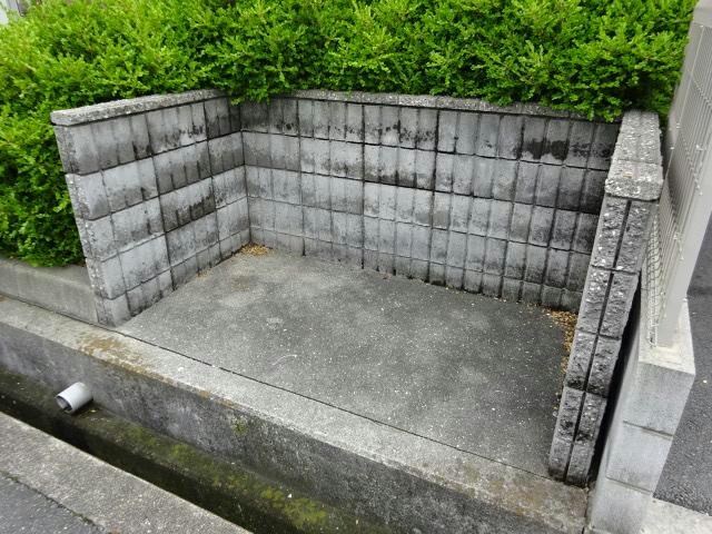 プロニティハウスの物件外観写真