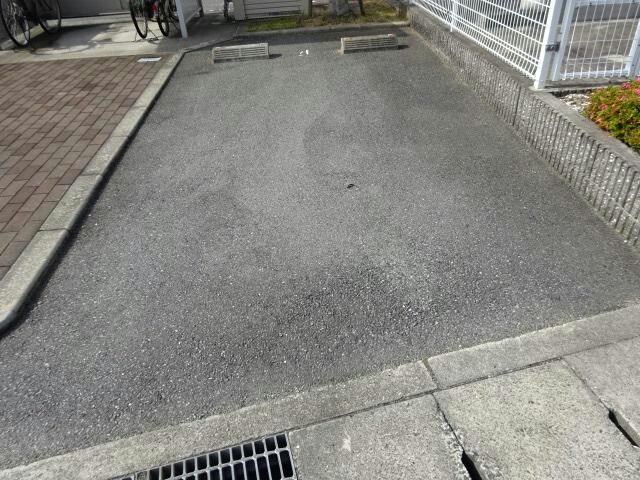 アメニティ10の物件外観写真