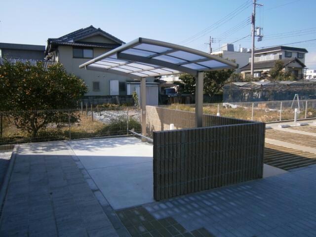 アズールの物件外観写真