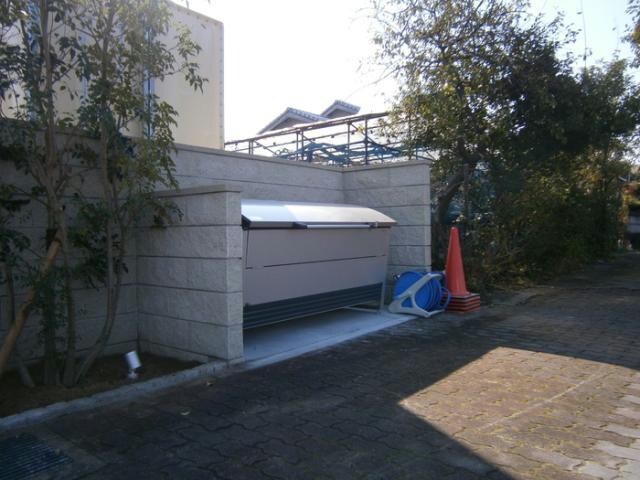 アズールの物件外観写真