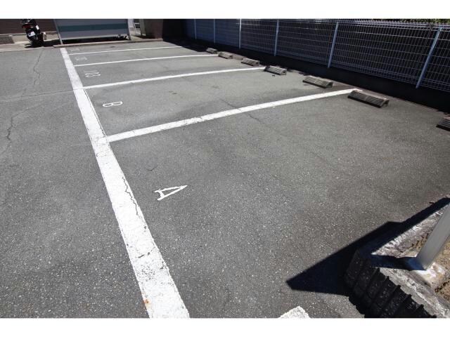 東フラワーの物件外観写真