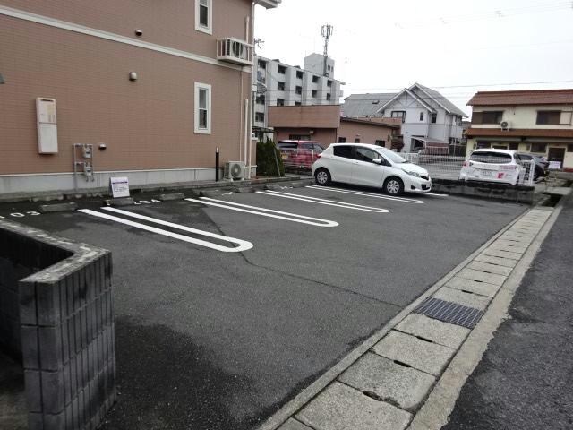 フローリアン・Fの物件外観写真