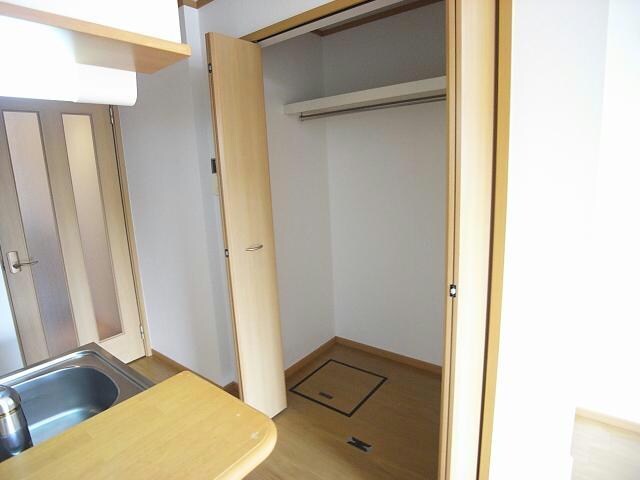 フローリアン・Fの物件内観写真