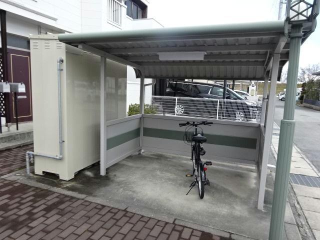 クレストール上野田　Bの物件外観写真