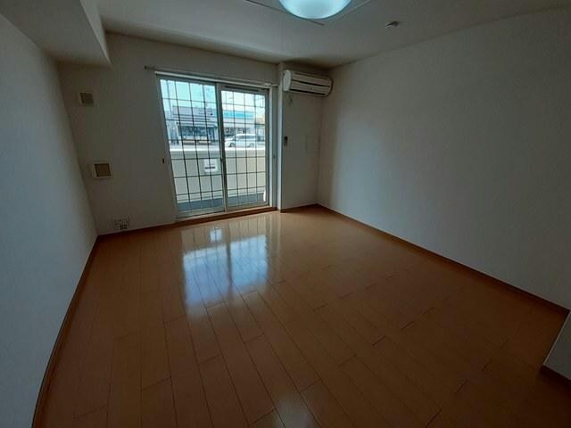 ウエスト　ウッド　アベニューの物件内観写真