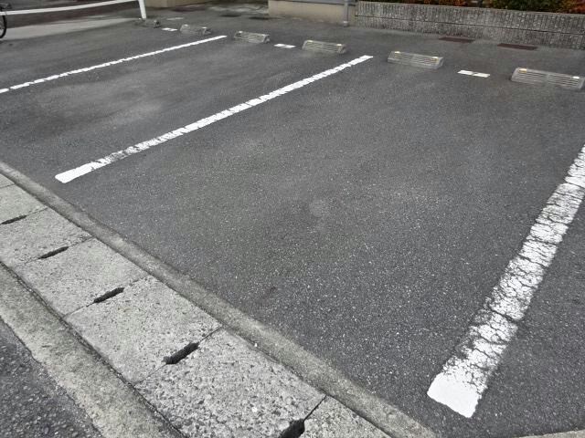 モナリエ宮の物件外観写真