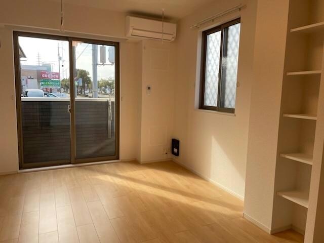 カサ・ヴィアーレⅡの物件内観写真