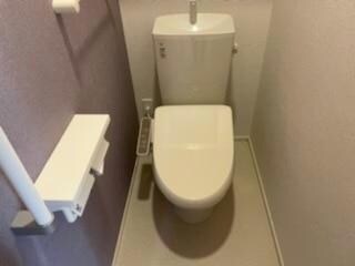 カサ・ヴィアーレⅡの物件内観写真