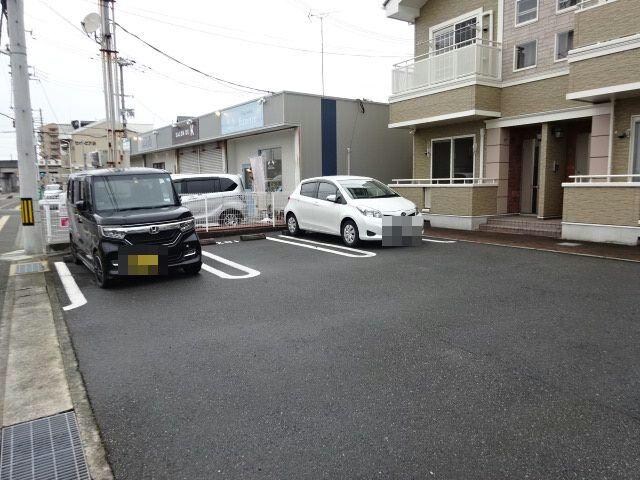 サニーレジデンスの物件外観写真