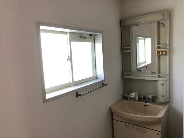 プラザ亀山の物件内観写真