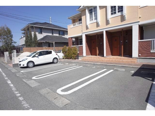 エレガンス・ヴィラAの物件外観写真