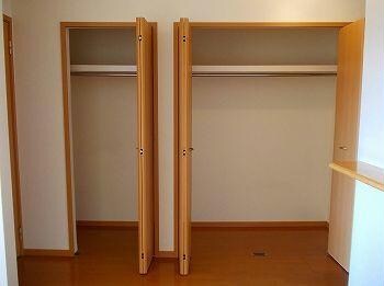 エレガンス・ヴィラAの物件内観写真