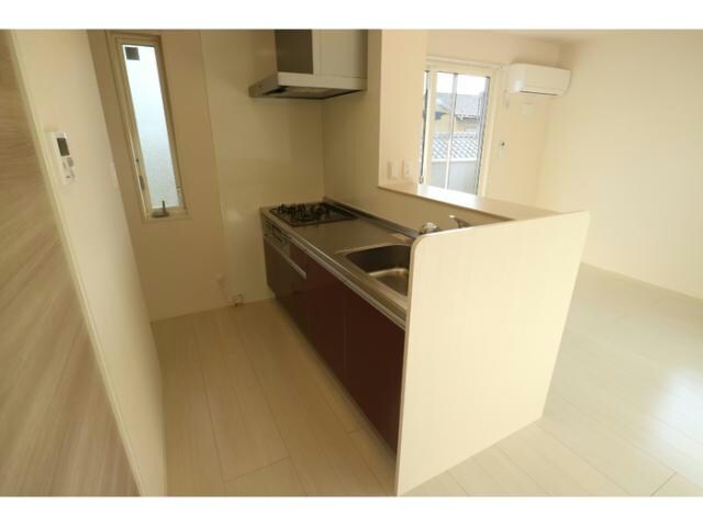 フォーリーフ・ヴィラの物件内観写真