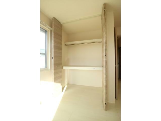 フォーリーフ・ヴィラの物件内観写真