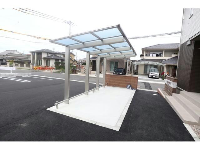 ルミエールの物件外観写真