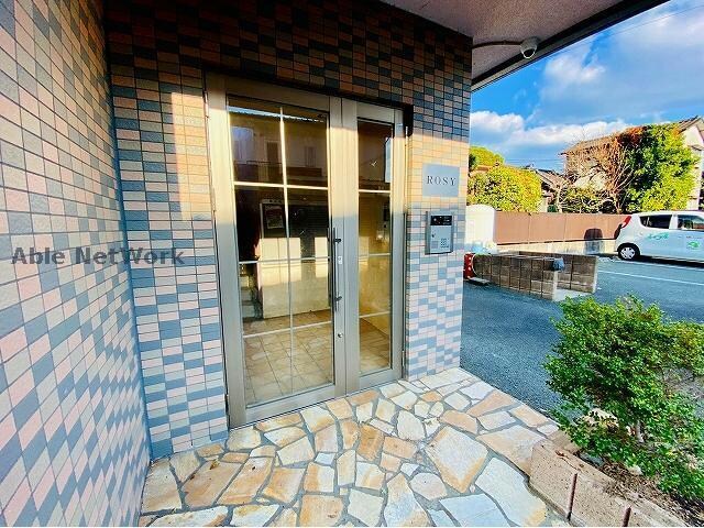 湖東町 徒歩2分 2階の物件外観写真