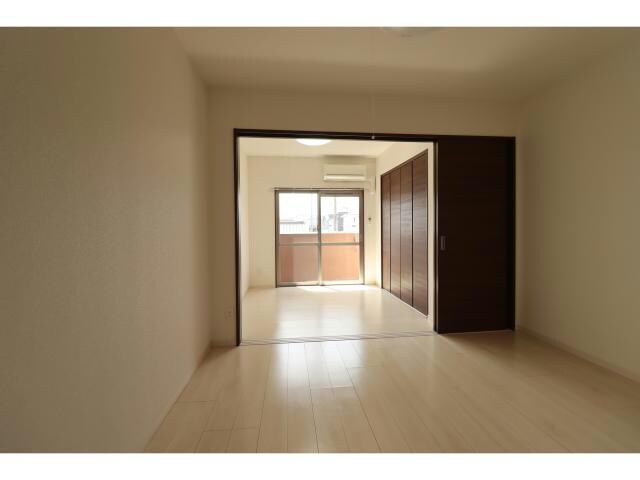 トレステーラUGの物件内観写真