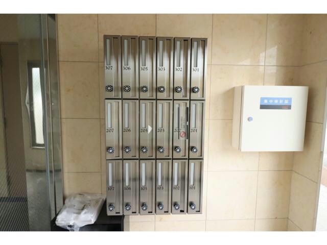 トレステーラUGの物件外観写真