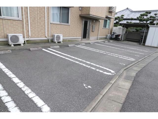 エクレール美濃屋　C棟の物件外観写真