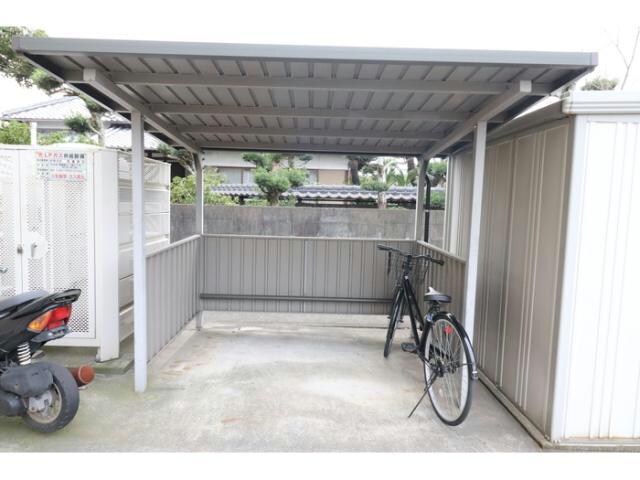 エクレール美濃屋　C棟の物件外観写真