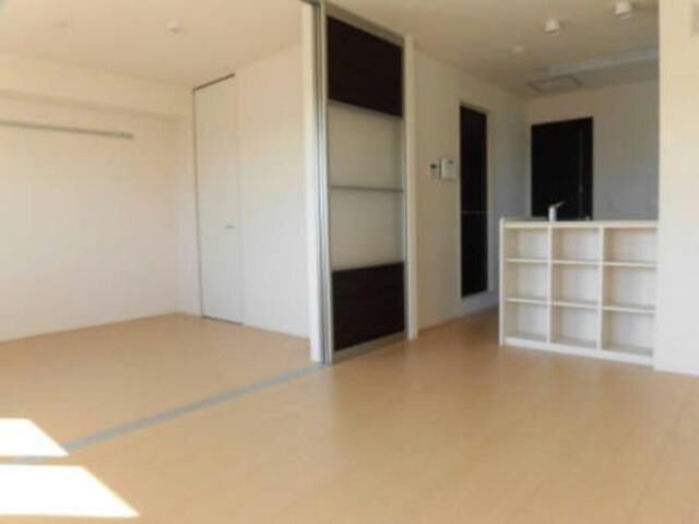 イオスB棟の物件外観写真