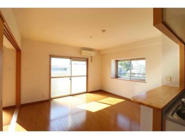 オレンジハウスの物件内観写真