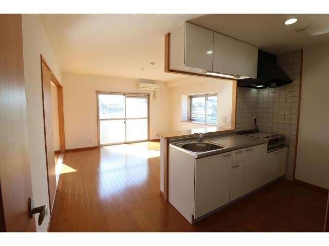 オレンジハウスの物件内観写真