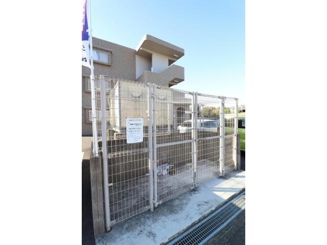 オレンジハウスの物件外観写真