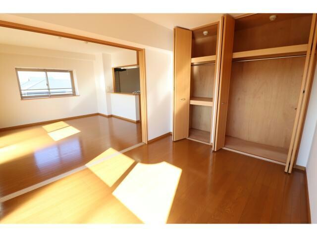 オレンジハウスの物件内観写真