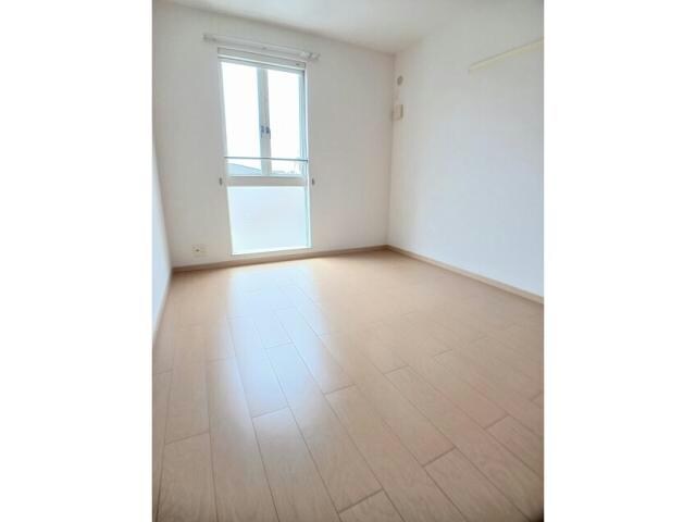 カルム市原Bの物件内観写真