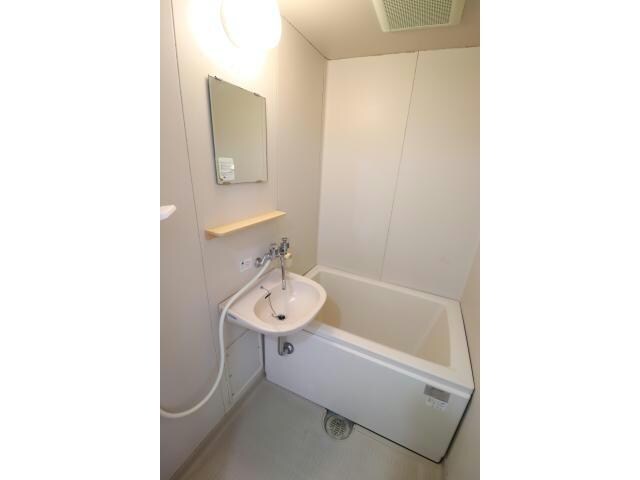 レピュート戸高の物件内観写真