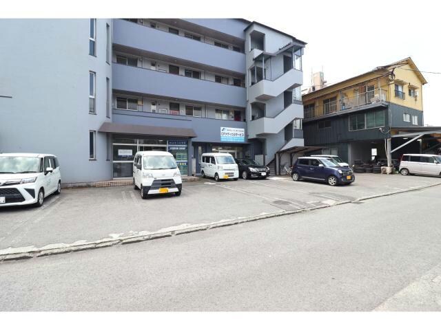 清友ビルA棟の物件外観写真