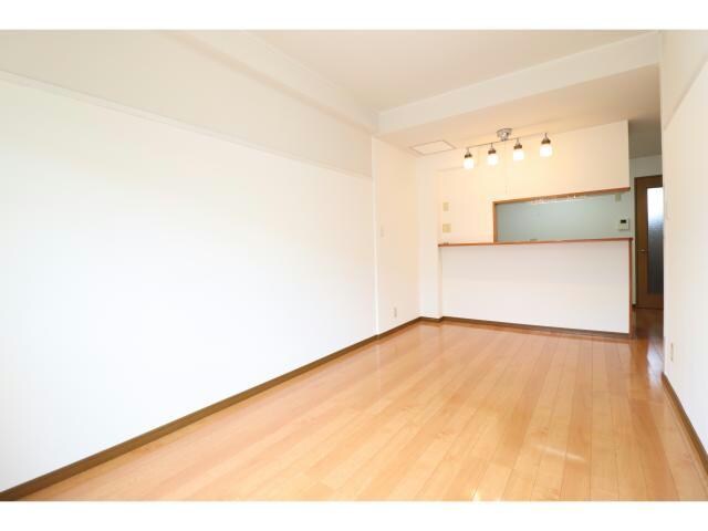 清友ビルA棟の物件内観写真