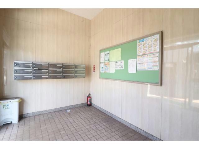 清友ビルA棟の物件外観写真