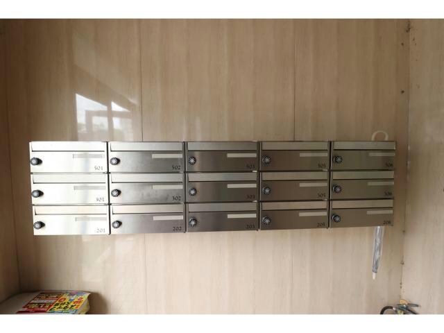 清友ビルA棟の物件外観写真