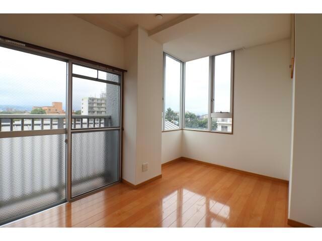 清友ビルA棟の物件内観写真