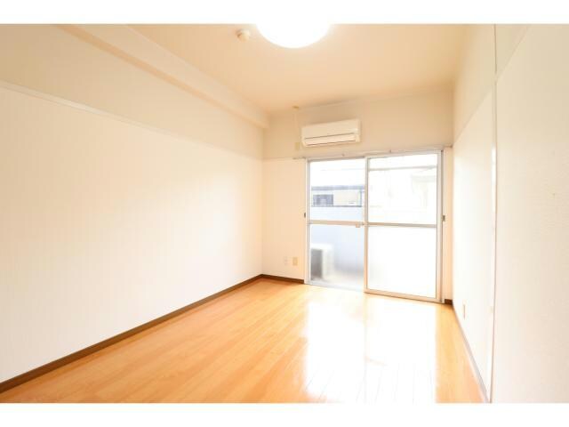 清友ビルA棟の物件内観写真